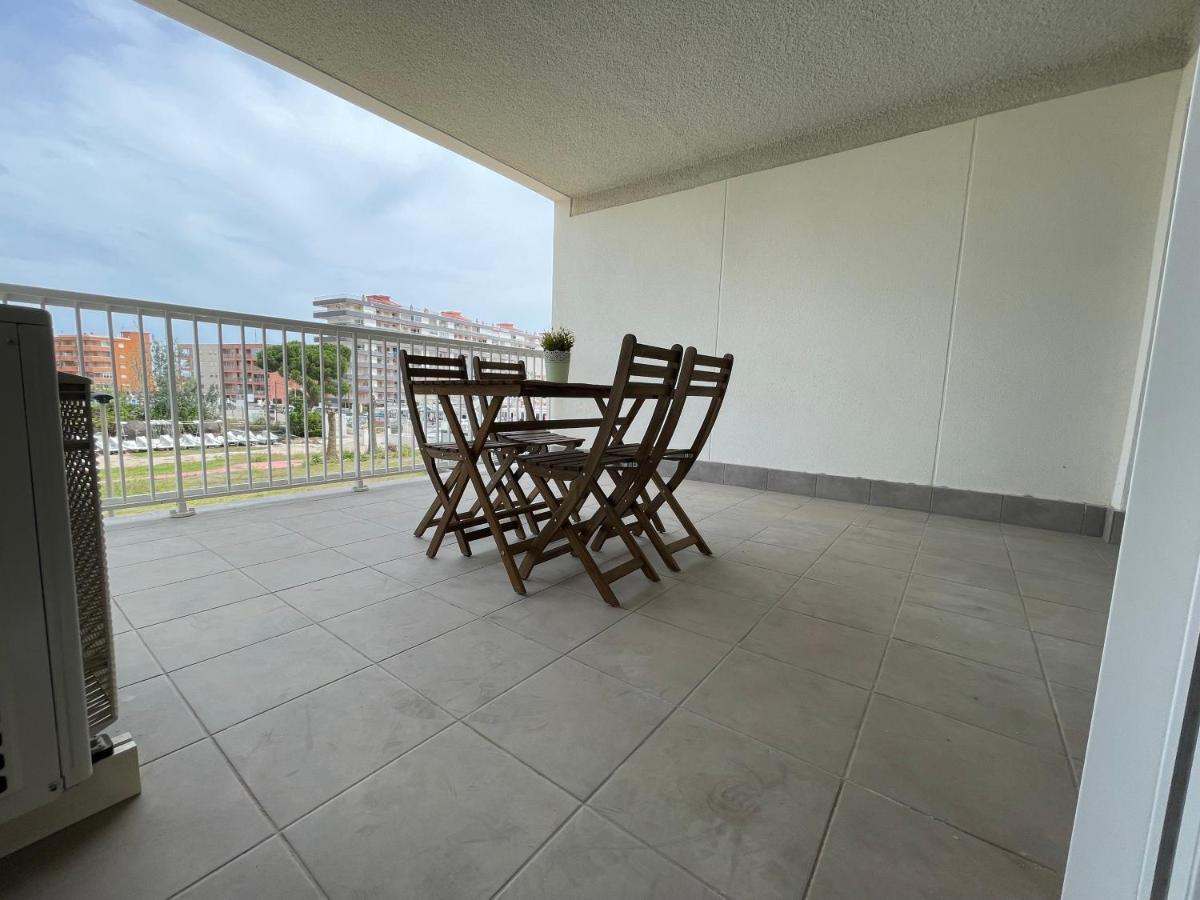 Apartamentos Con Terraza Frente Al Mar By Color Flats Canet d’En Berenguer Kültér fotó